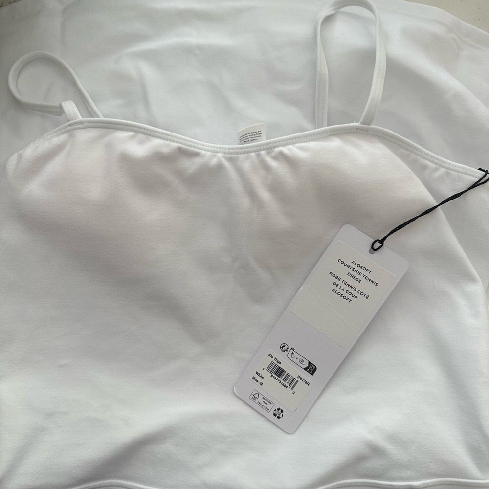 ALO Yoga White Courtside Tennis Dress NWT Size M - Picture 3 of 3